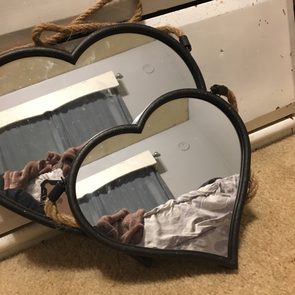 Heart mirrors💕